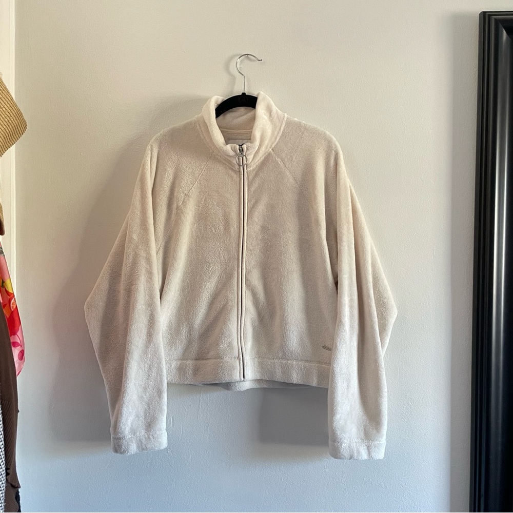 Hollister Cream White Faux Fur Fleece Zip Up Jacket